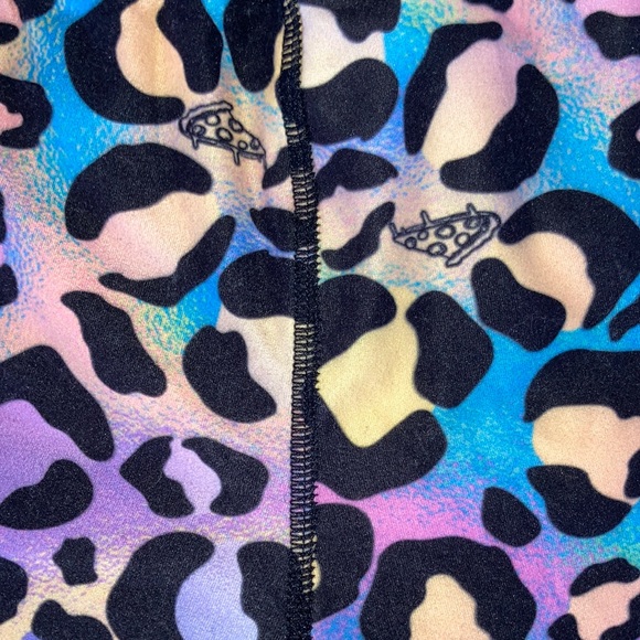 BARBELLS & PIZZA Colorful Leopard Athletic Shorts with Pockets L - Picture 8 of 14